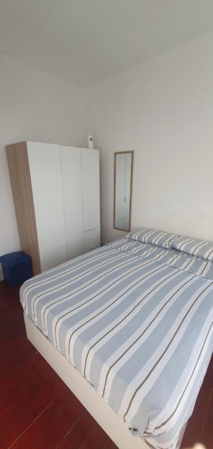 Habitacion Pequena Con Balcon Daire Vigo Dış mekan fotoğraf